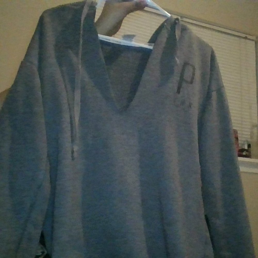 pink sweater